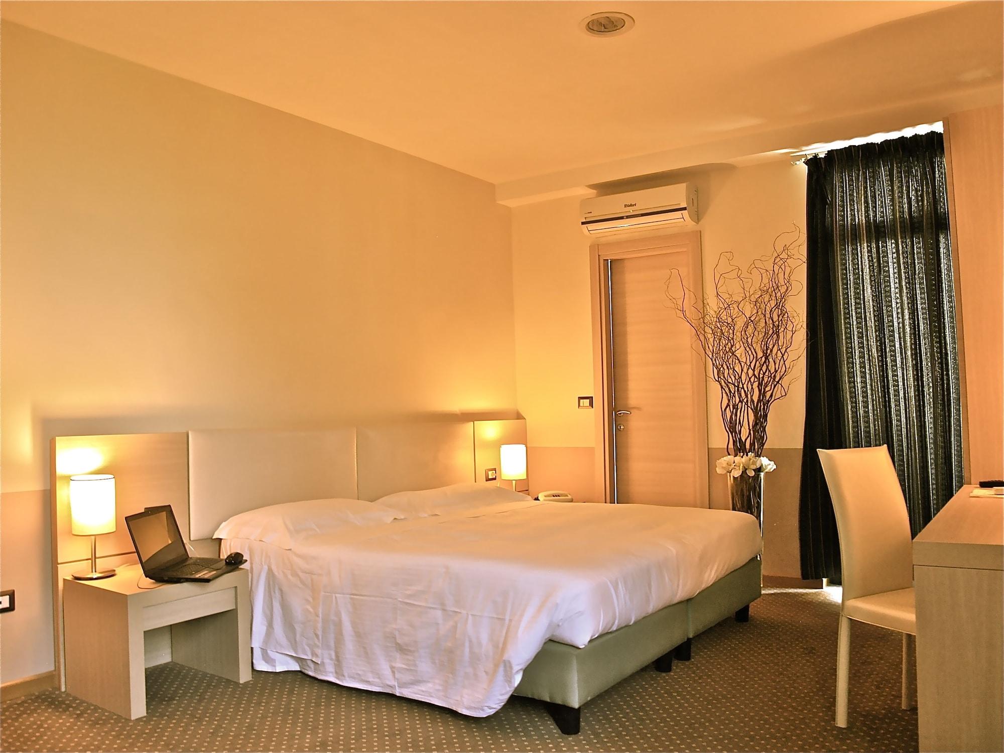 Domus Park Hotel Frascati Exterior foto